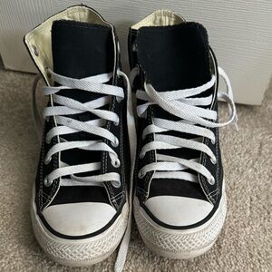 High top black Converse